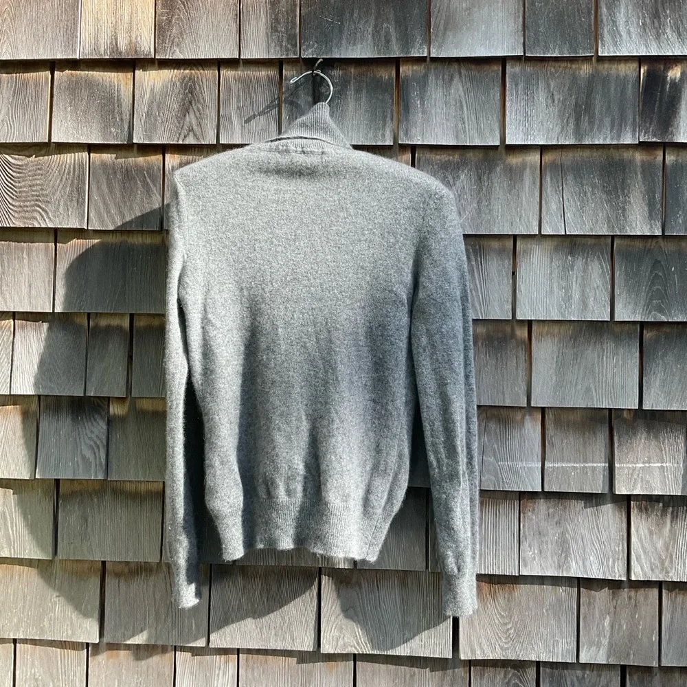 - Apt 9 Cashmere Sweater - Picture 2 of 6